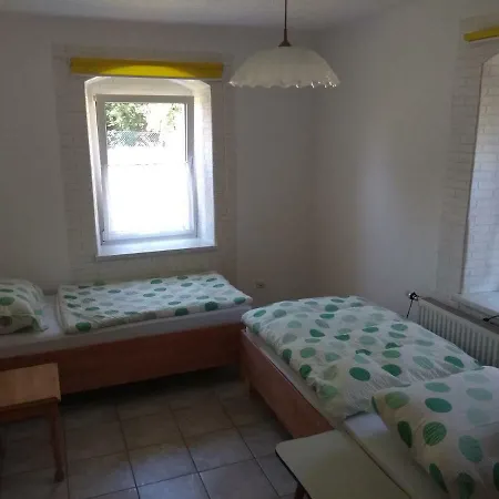 بيت ضيافة Monteurwohnung Grunberg Ottendorf-Okrilla